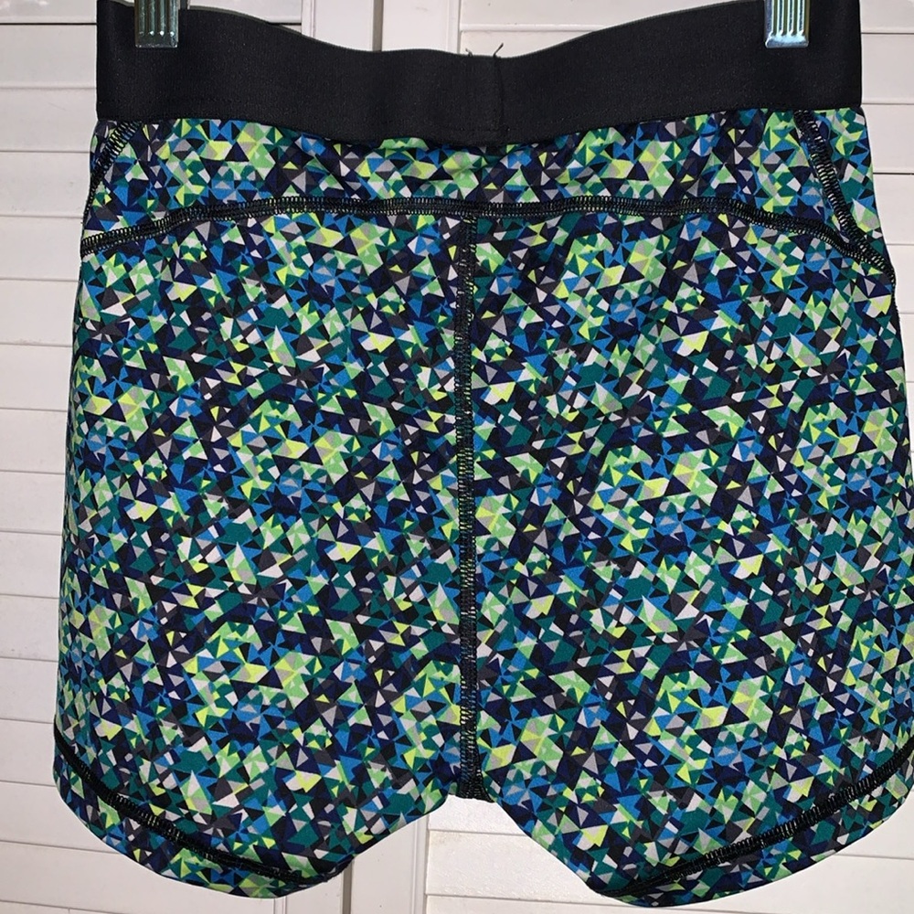 Victoria sport workout Shorts small - Picture 3 of 5